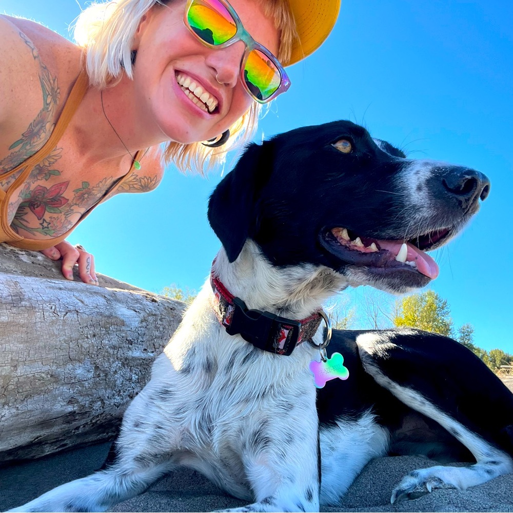 Meet your Posher, Caity